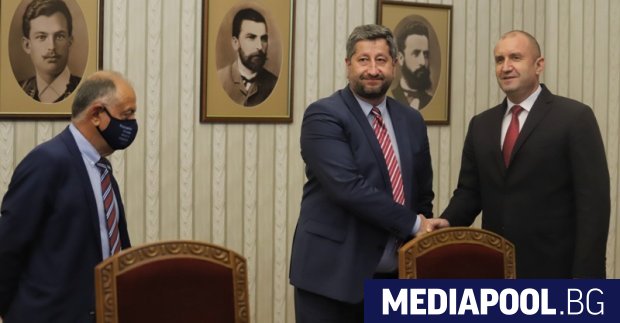 Продължават консултациите на президента Румен Радев с партиите в парламента