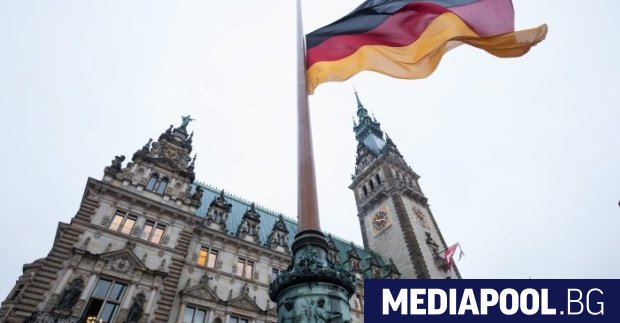 Германската социалдемократическа партия ГСДП изпреварва десноцентристкия блок на Християндемократическия съюз