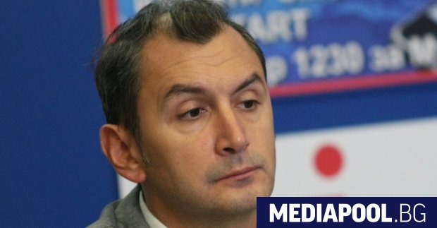 Световната здравна организация СЗО препоръчва училищата да бъдат затваряни последни