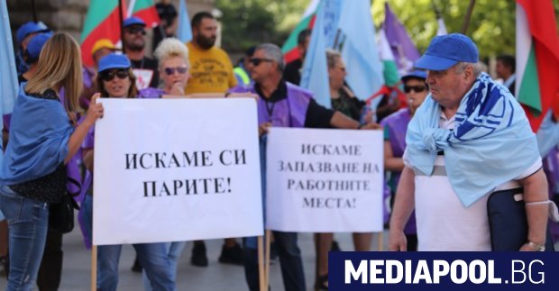 Работниците от Автомагистрали - Черно море отново излязоха на протест,