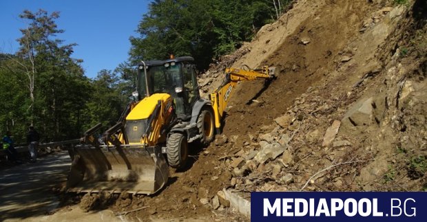 Четири от 84 свлачища за които третият кабинет на Бойко