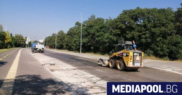 Агенция Пътна инфраструктура (АПИ) възлага нови пътни ремонти, докато в