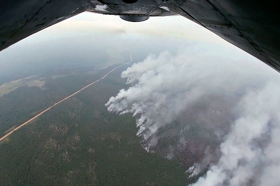 Екстремни горски пожари бушуват в Централна Русия