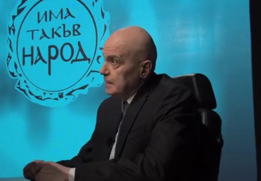 Трифонов с интервю пред БНТ след връчването на третия мандат