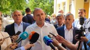 Президентът: Политиците трябва да се притесняват дали българите ще отидат три пъти на избори за месец