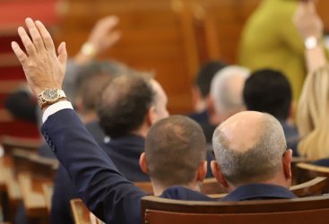 Предпоследно: Може да няма едновременно добавки от 120 лева и увеличение на пенсиите от 1 октомври (обновена)