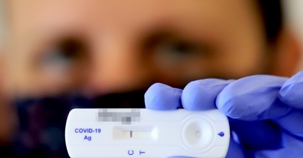 Новите случаи на коронавирусна инфекция в България са 2029 при