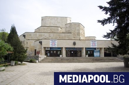 Театър София ще запази изцяло каменната фасада и плоските елементи
