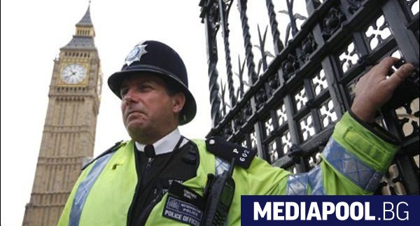 Компанията Бритиш петролиум съобщи че близо една трета от бензиностанциите