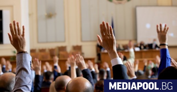 Пълен хаос настана с гласуването на второ четене на актуализацията
