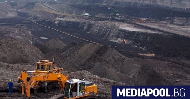 Откритата мина за лигнитни въглища Туров и прилежащата ѝ ТЕЦ