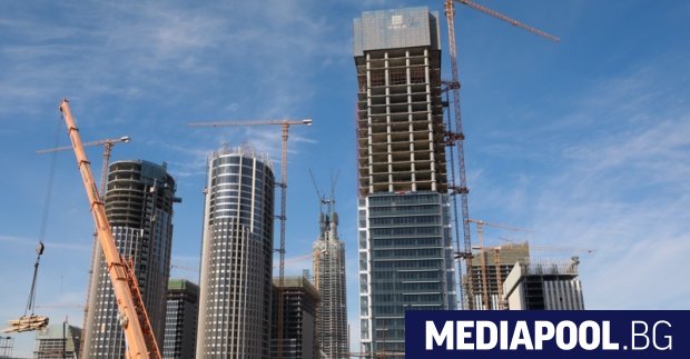 Китай раздава поне два пъти повече пари за развитие от