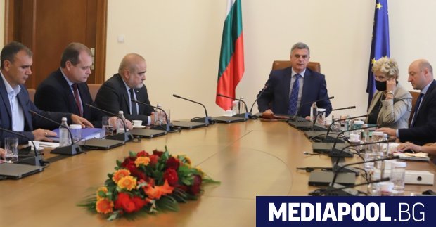 Без резултат приключи срещата между служебния премиер Стефан Янев и