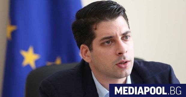 Вицепремиерът по еврофондовете Атанас Пеканов заяви че не би се