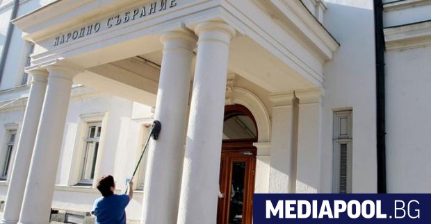 Представители на Демократична България и Изправи се БГ Ние идваме