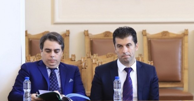 Най одобряваните министри във втория служебен кабинет на Румен Радев