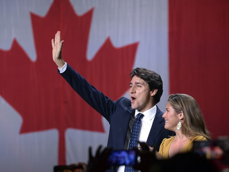 Партията на Трюдо побеждава на предсрочните избори в Канада