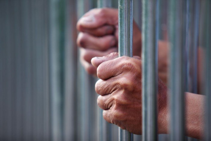 Затворник беше пратен в карцера за варене на ракия, той заведе дело за нарушени права