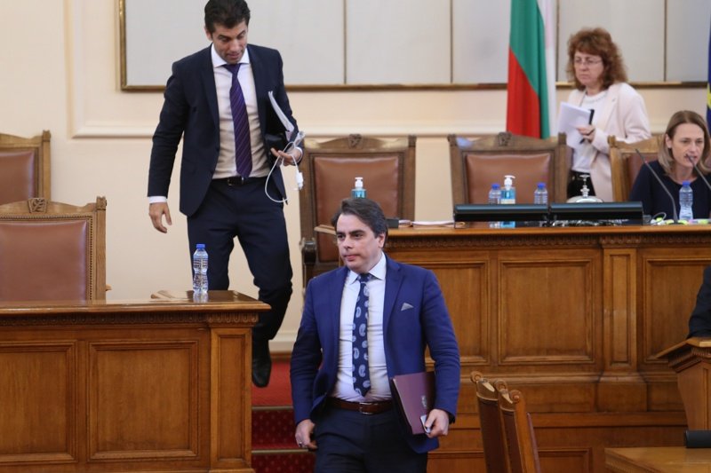 Очаква се Петков и Василев да не са в новото служебно правителство (обновена)