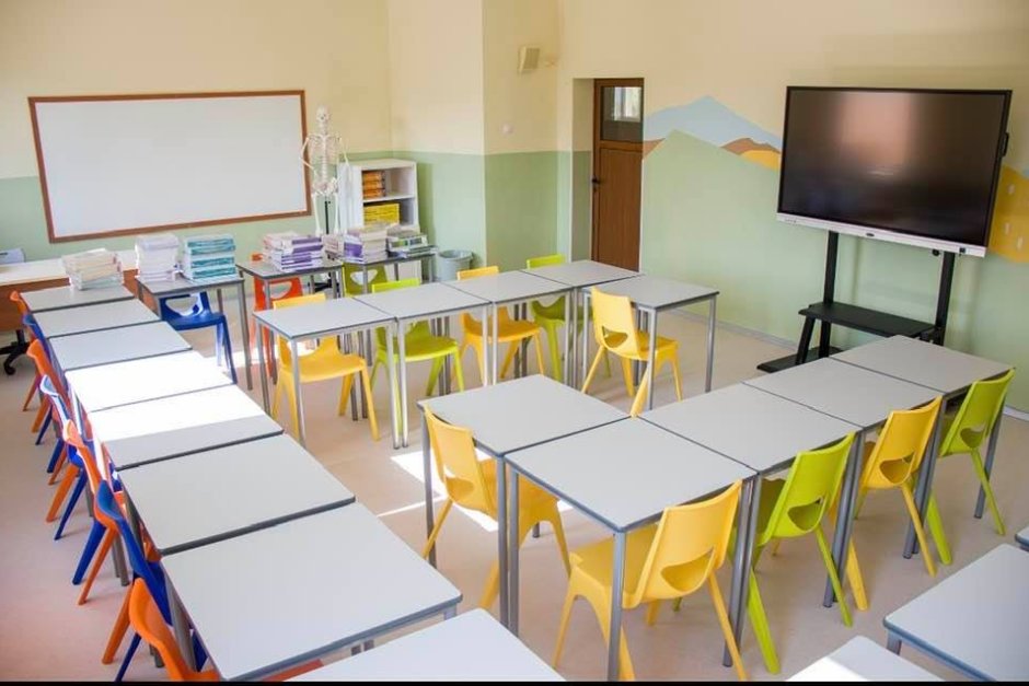 Нова класна стая в 119 училище в София. Снимка: Диян Стаматов, директор