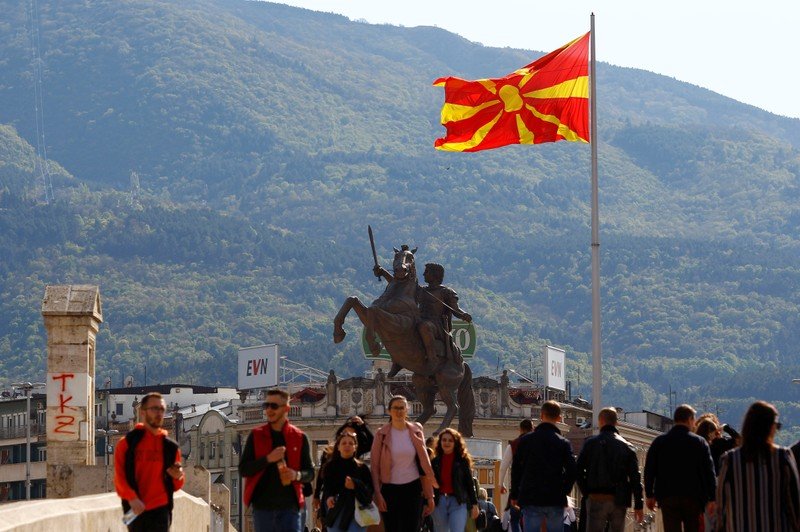 В Северна Македония вече има съпротива срещу отказа от "български фашистки окупатор"