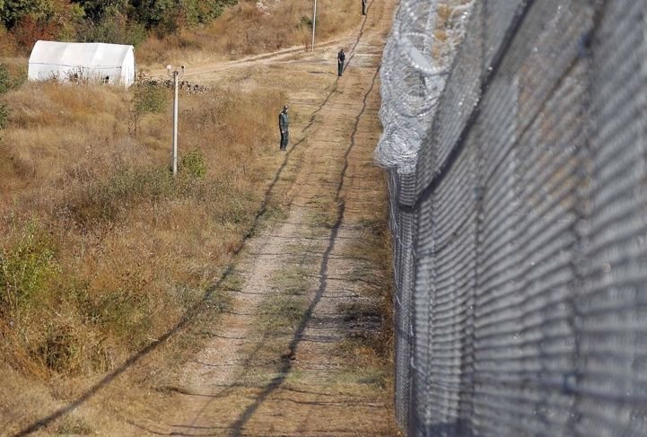 МВР ще поеме изцяло отговорността за оградата по границата с Турция