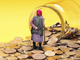 Втора пенсия за пръв път получават 250 българки