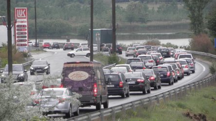 Пуснато е движението през Владая по ремонтираното пътно платно