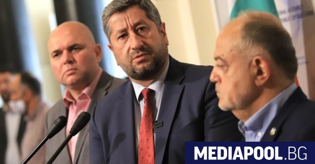 От Демократична България ДБ призоваха президента Румен Радев да прекрати