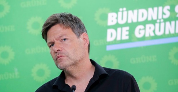 Германските Зелени заявиха днес, че искат да започнат официални тристранни