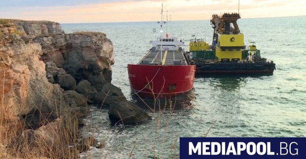 Планът със заседналия кораб Vera SU край защитената местност Яйлата