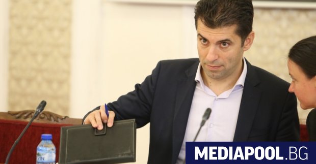 Конституционният съд с единодушие искането на Кирил Петков за конституирането