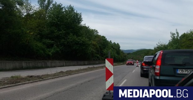 До края на седмицата движението между Владая и Драгичево ще