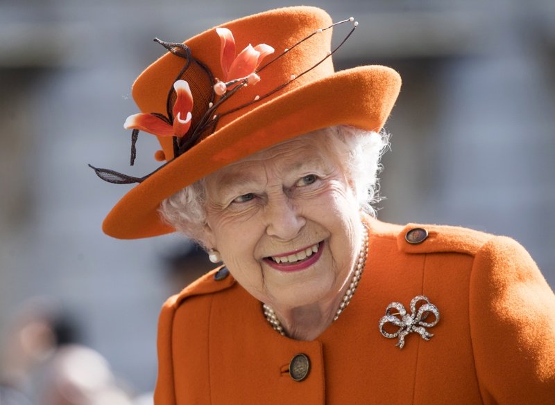 Британската кралица Елизабет Втора е прекарала една нощ в болница