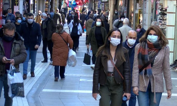 Новозаразените с коронавирус в Турция отново надхвърлиха 30 хиляди