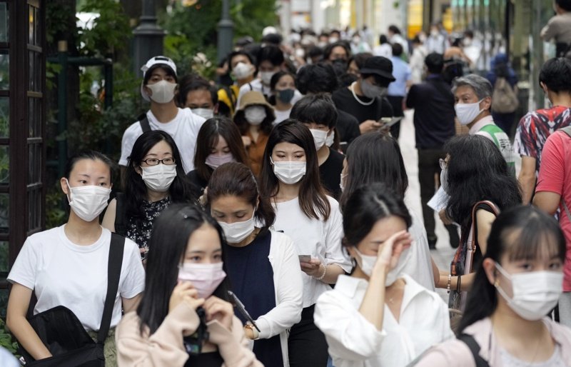 Токио регистрира най-малкия брой заразени с коронавируса от близо година
