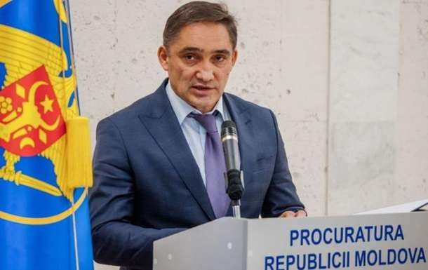 Задържаният за корупция главен прокурор на Молдова Александър Стояногло 