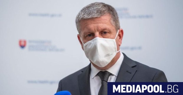 Словакия разшири днес обхвата строгите мерки срещу коронавирус В почти