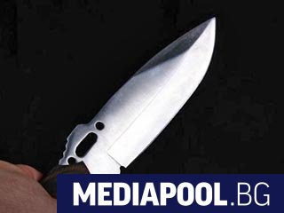 Трима души са били сериозно ранени при атака с нож