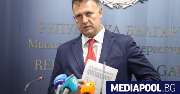 Назначените само преди седмица четирима нови членове на съвета на