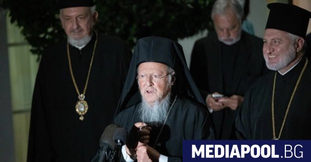 Вселенският патриарх Вартоломей бе подложен вчера на процедура по поставяне