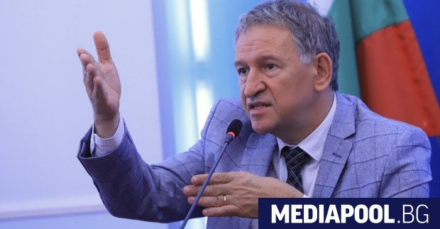 Наложените от здравното министерство мерки работят и затова се налага