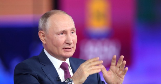 Руският президент Владимир Путин предупреди че непредвидените военни учения на