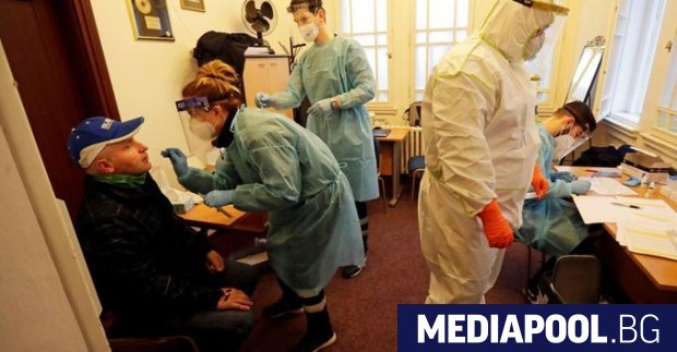 Чехия отчете рекордните от началото на пандемията 22 479 новозаразени