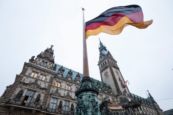 Преговарящите за коалиция в Германия, готвят законопроект за борба срещу коронавируса