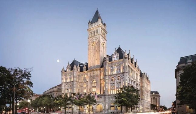 Тръмп продава хотела си във Вашингтон за 375 милиона долара