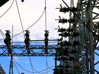 ЕВН предупреди бизнес клиентите си, че ще получат накуп през декември помощта за тока