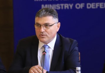 Служебният военен министър ще е новият посланик на България в САЩ