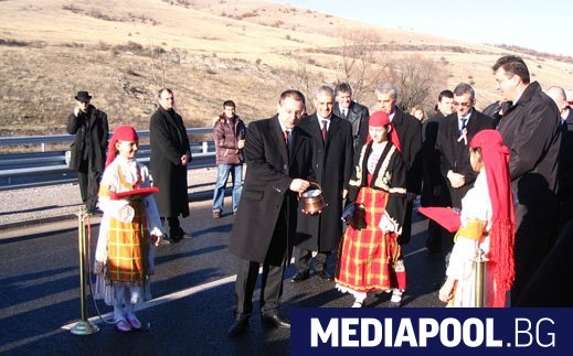 Българо македонското обединение Бул строй инженеринг е строител на магистралния участък