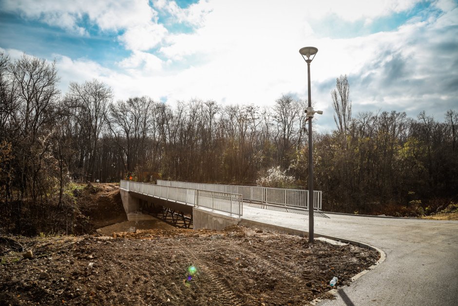 Пешеходен мост ще свързва "Люлин" със Западен парк
